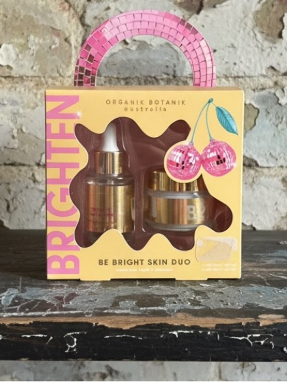 Organik Botanik Be Bright Skin Duo -
Gift Set
NWT